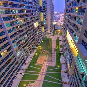 the-dubai-holiday-home-spacious-2-bed-room-apartment.dubaihotelsoffers.com/